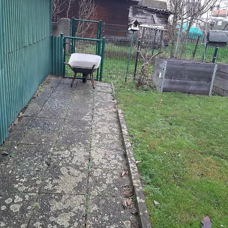 Ferienwohnung Mit Pool فرانكفورت